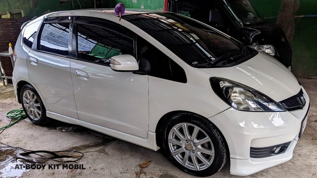 Jasa Salon Mobil Jazz Sukoharjo