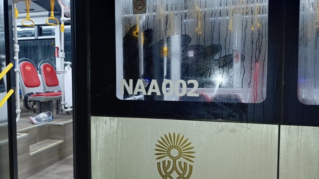 Harga Jasa Cetak Stiker Bus