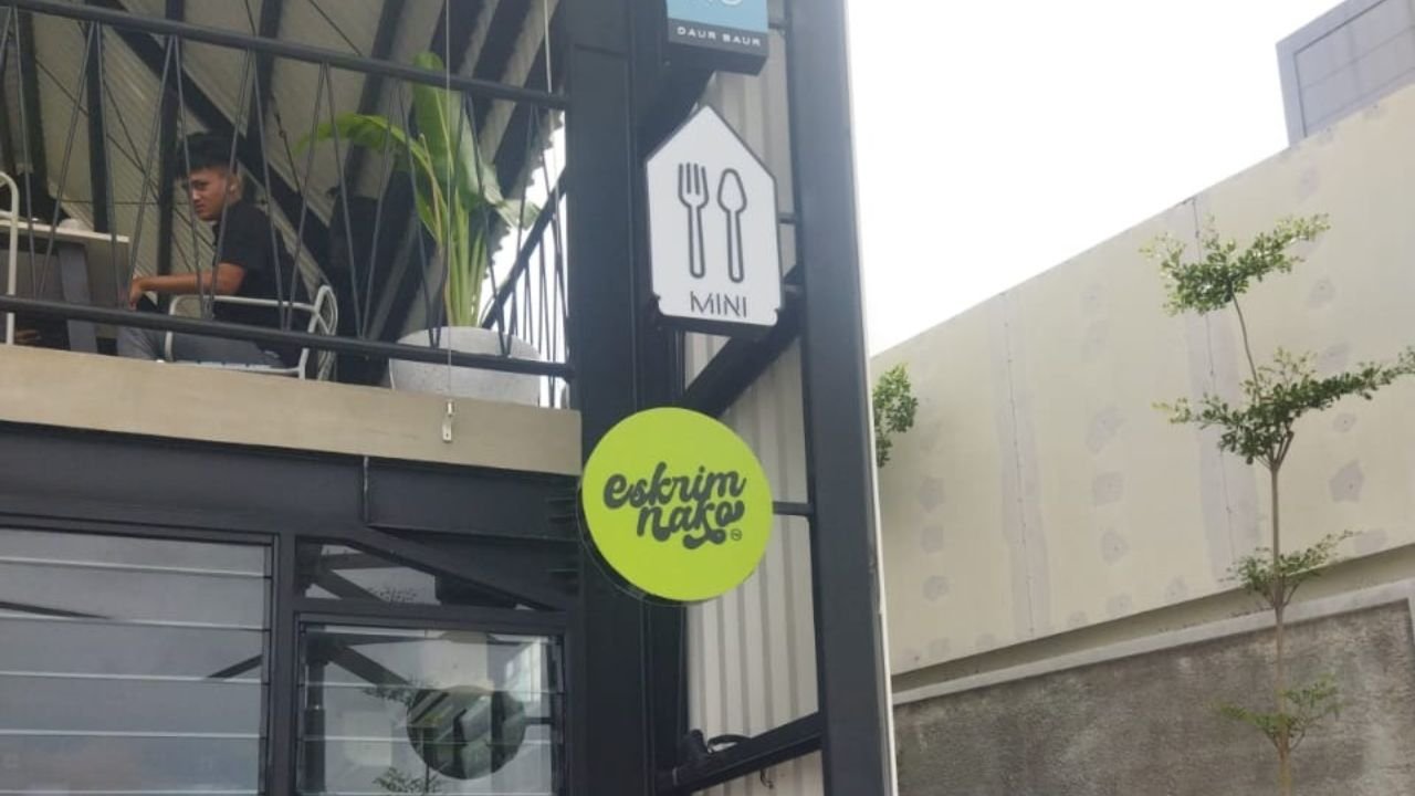 Neon Box Bulat Surabaya
