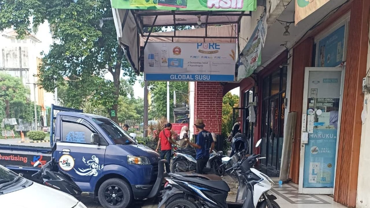 Neon Box Tangerang