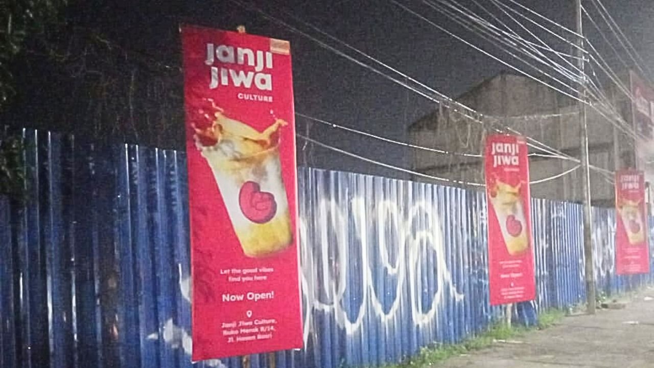 Pajak T Banner Samarinda