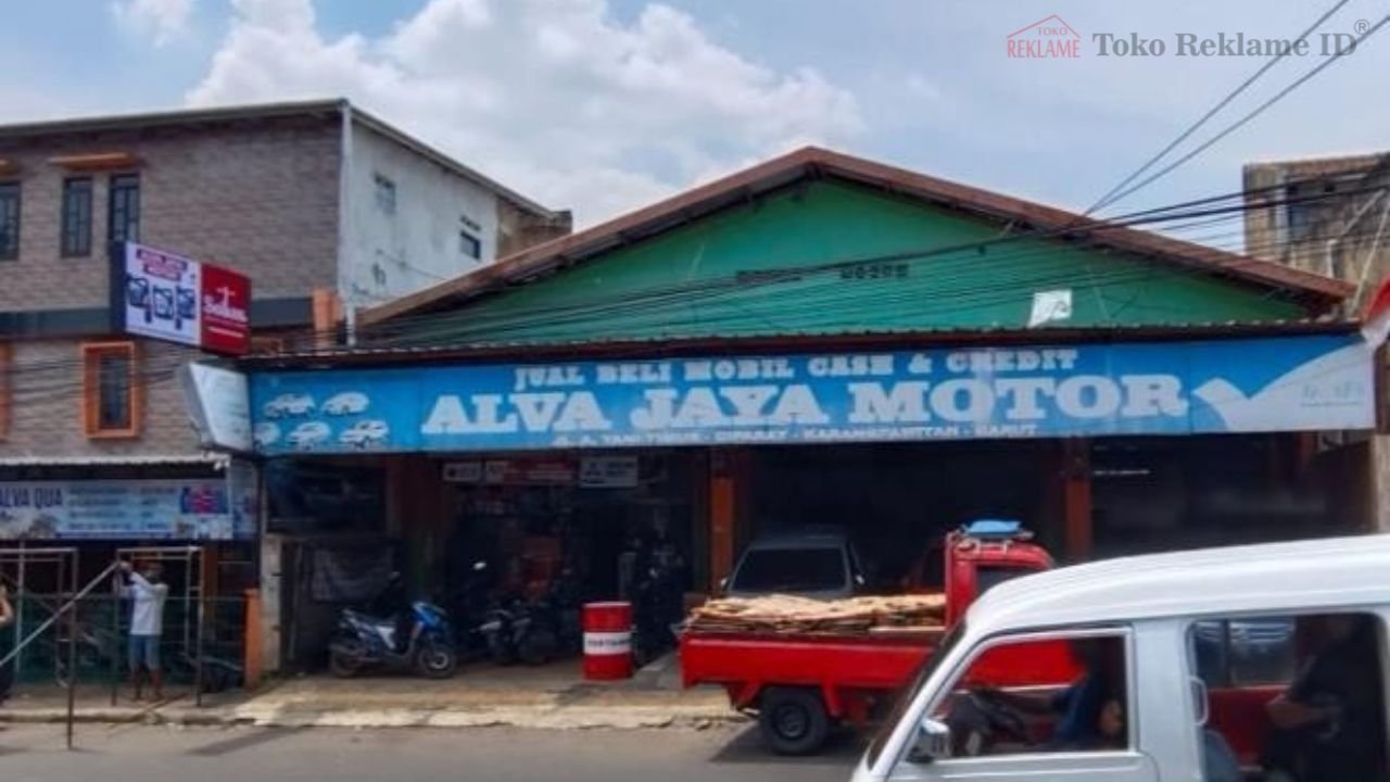 Revisual Neon Box Garut