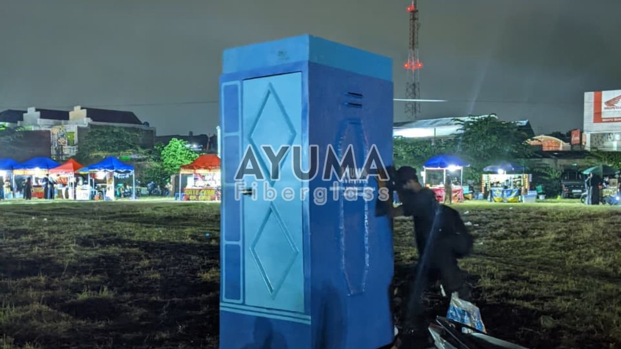 Toilet Portable Fiberglass Solo